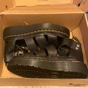 Dr. Martens Clarissa II Women’s leather platform sandals